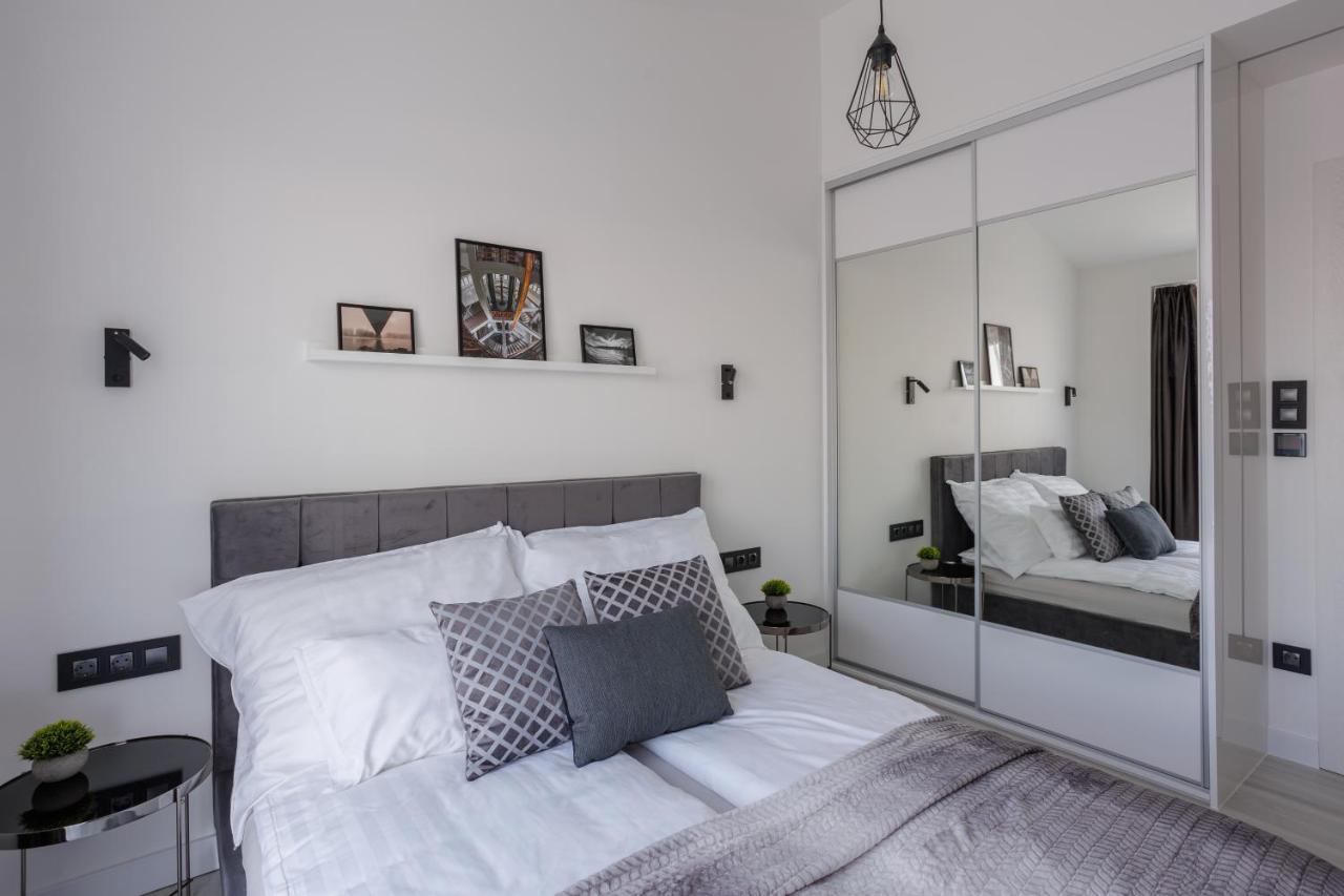 Noir Hotel - Penthouse Apartman Szeged Exterior photo