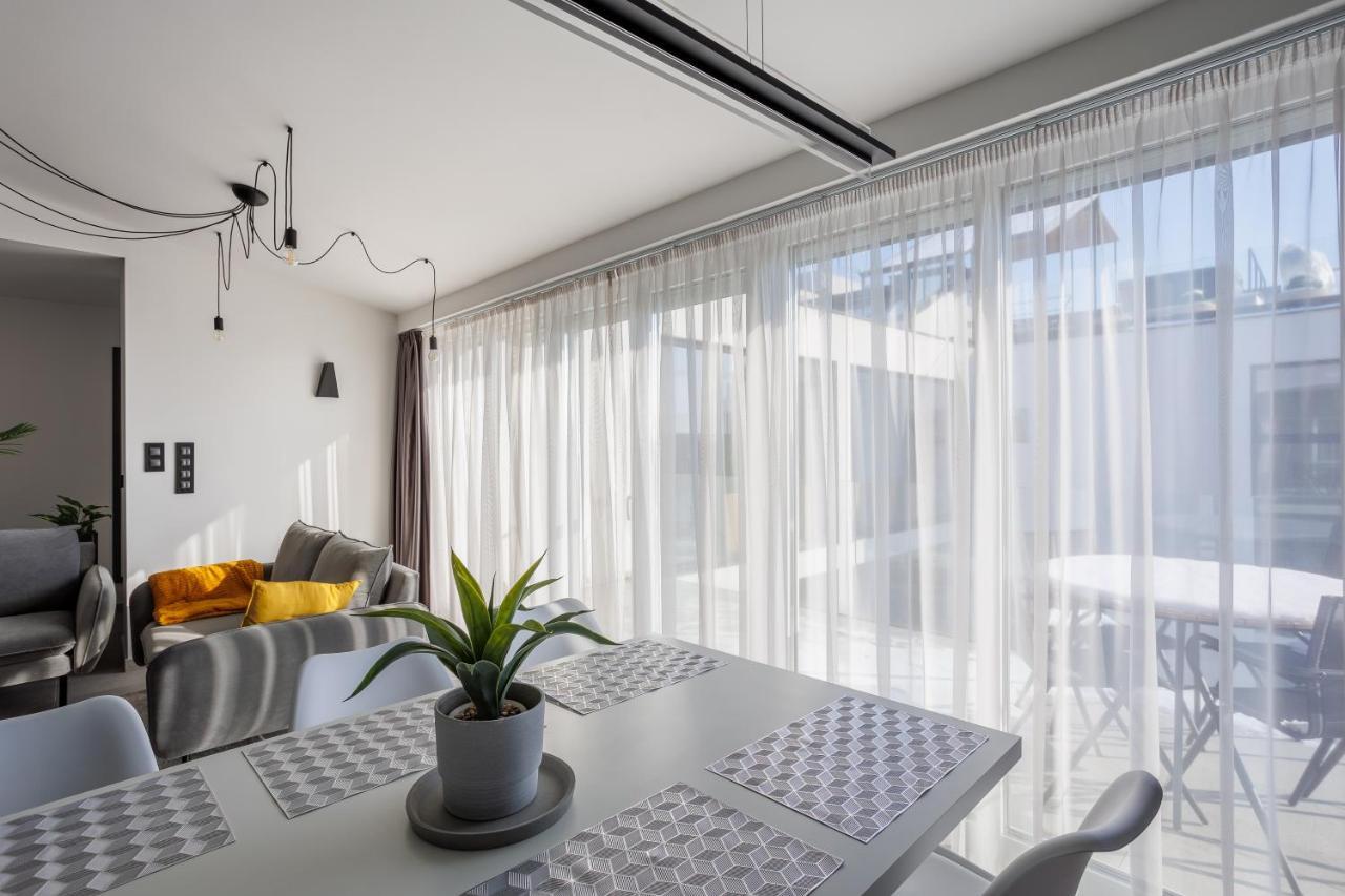 Noir Hotel - Penthouse Apartman Szeged Exterior photo